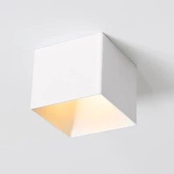 Больше о товаре Встраиваемый светильник Italline DL 3024 white