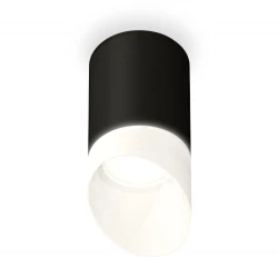 Больше о товаре Потолочный светильник Ambrella Light Techno Spot XS7402036