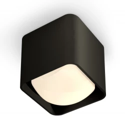 Больше о товаре Потолочный светильник Ambrella Light Techno Spot XS7833022