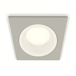 Больше о товаре Встраиваемый светильник Ambrella Light Techno XC7633001